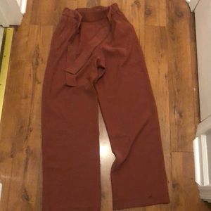 Lululemon flowy dress pant